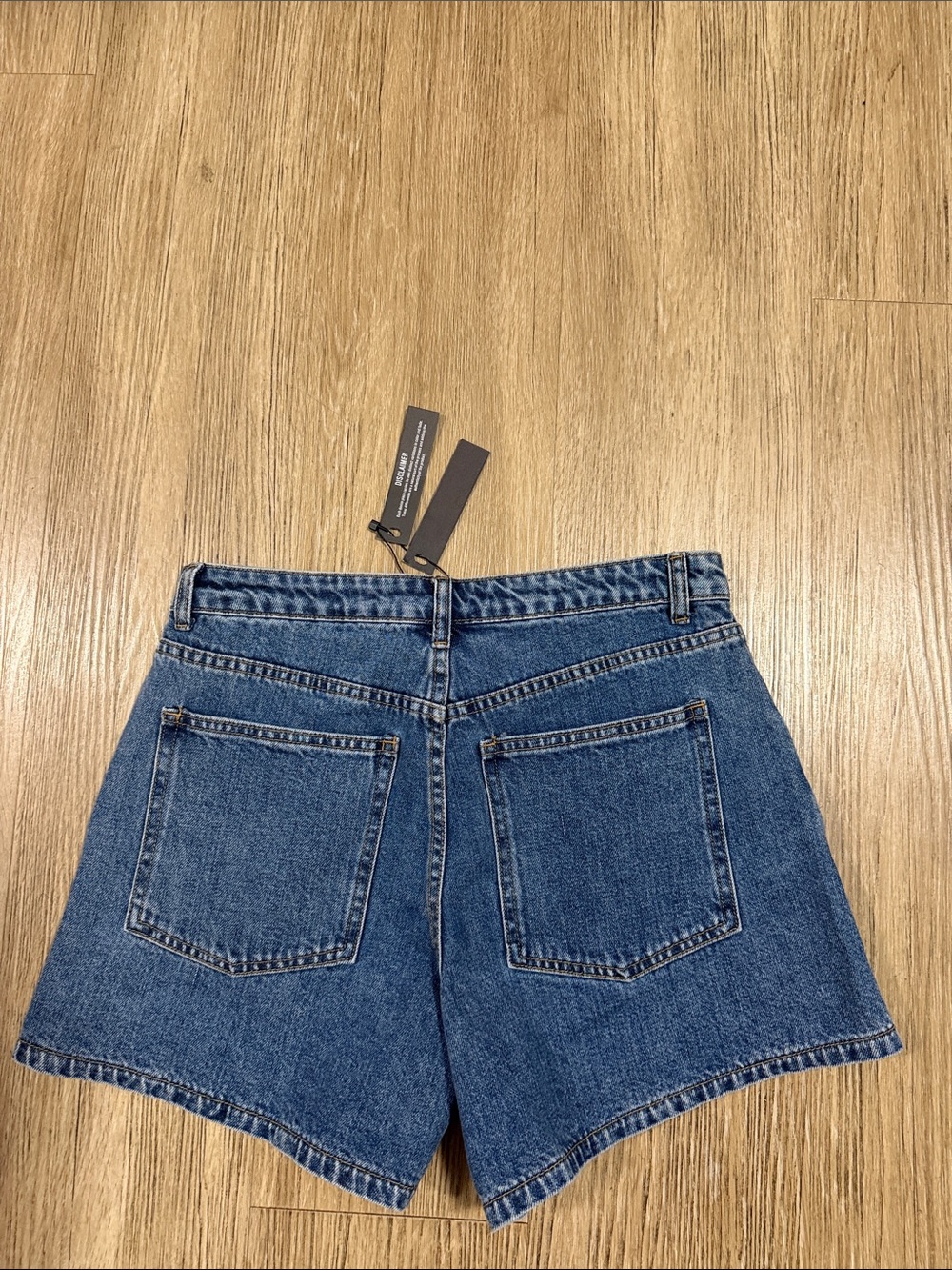 Steve Madden Dark Blue Distressed Denim Shorts with Paint Detail size 28 - Picture 4 of 4